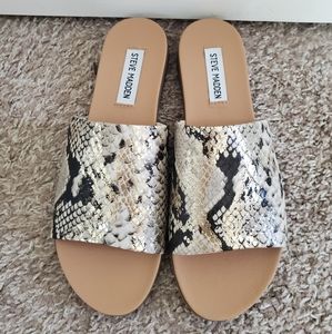 *NEW* Steve Madden Snake Print Sandals